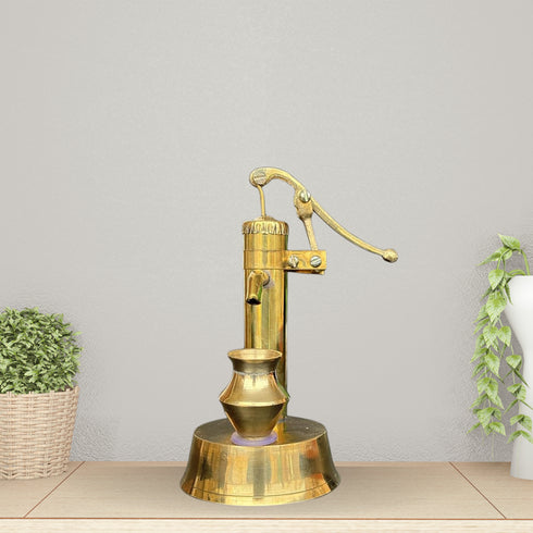 Brass Hand Pump Miniature Toy For Children 0.15Kg